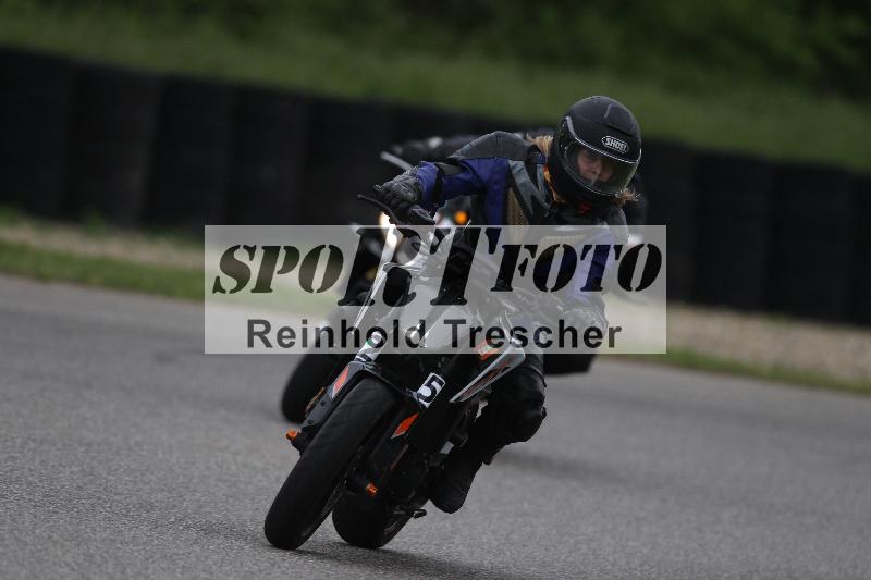 /Archiv-2025/10 23.04.2025 Cornu Master School ADR/gruen-vert/25-1